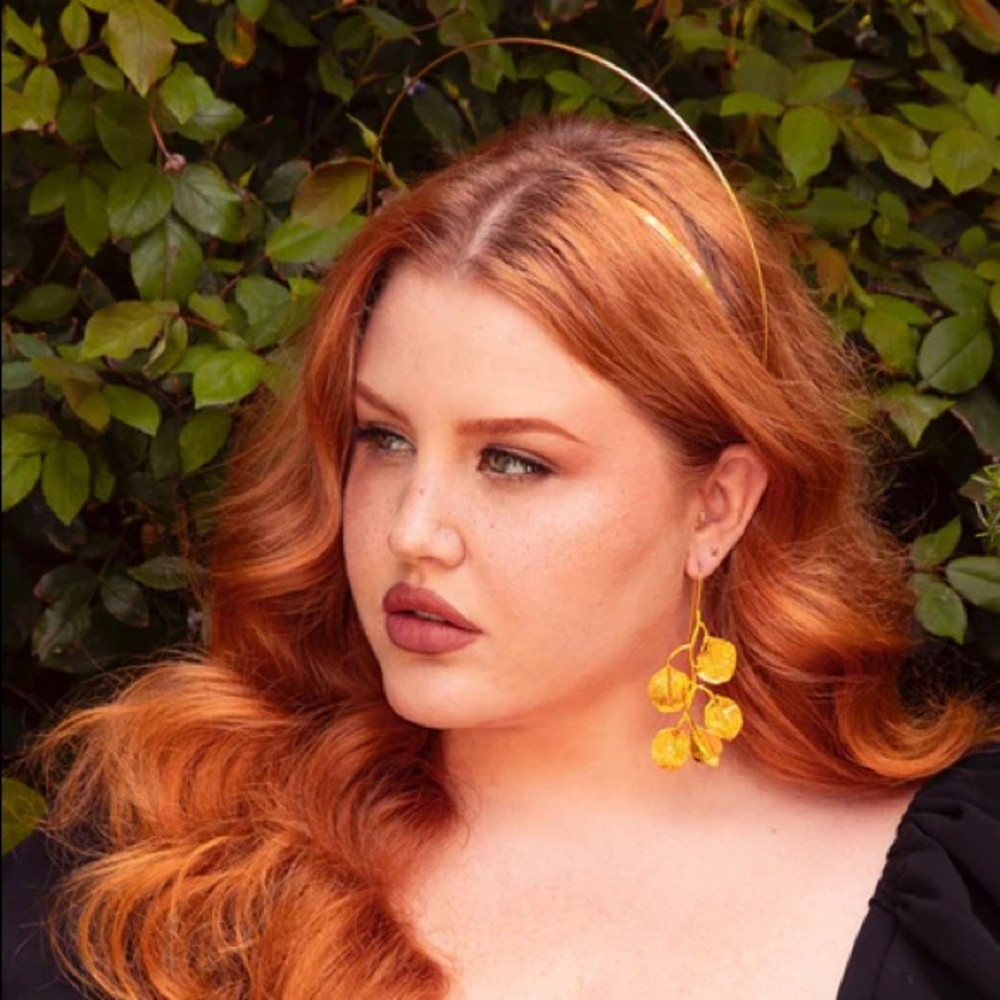 La Femme En Noir - Gold Greek Goddess Leaf Dangle Earrings